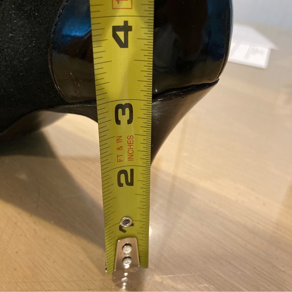 EUC ISAAC MIZRAHI for Target Black suede and patent pumps. Size 9.5.  3 in heel - Picture 13 of 14